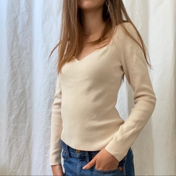 NWT Sweetheart Neckline Beige Sweater - Picture 9 of 13